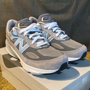 [NEVER WORN] New Balance 990 v6 Women’s 8 D